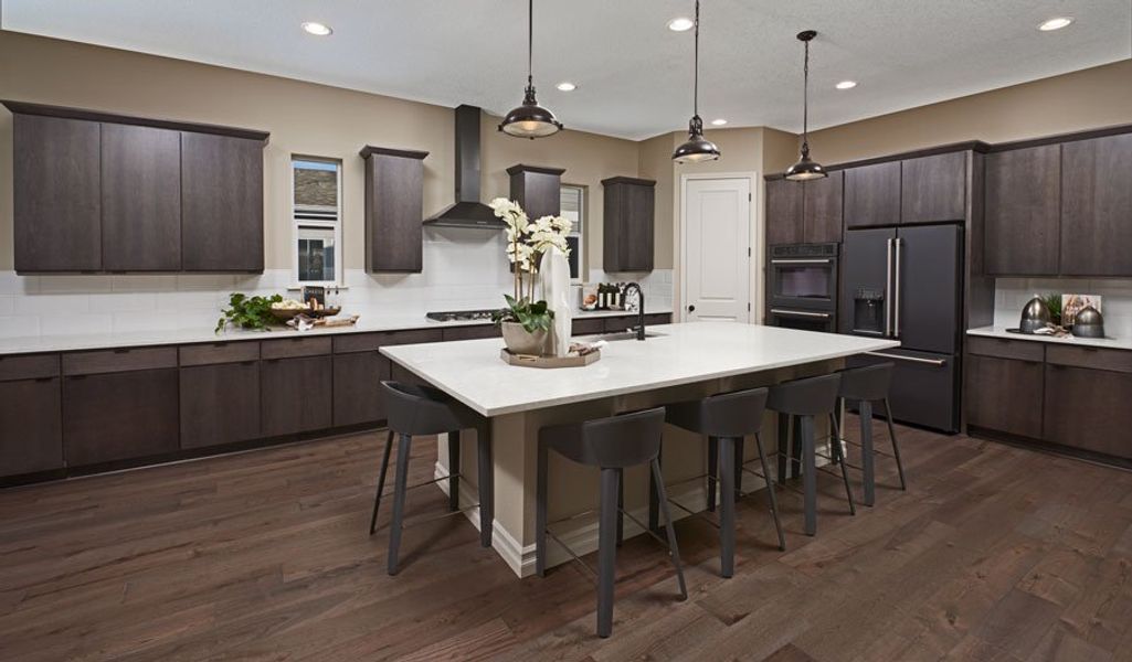 CarriageHIllsAtCrystalValley-DEN-Pinecrest Kitchen