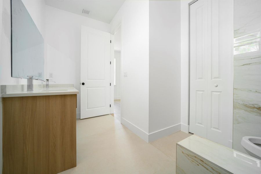 Image 26 of a home in .