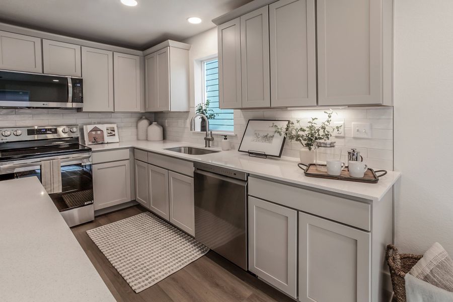 Furnished interior view inside a new home in Prairie Song, Windsor (Image 9).
