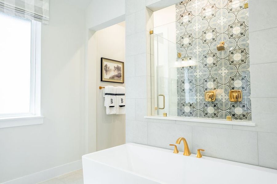 Representative furnished interior of a home built from the Mckinney by Beazer Homes in Copia Pines, Montgomery (Image 9).