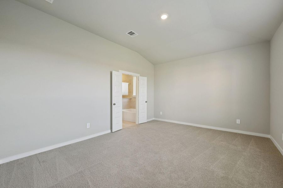 Photo is not of the actual home, but is an inspirational photo of builder’s model home and may depict options, furnishings, and/or decorator features that are not included Photo is not of the actual home, but is an inspirational photo of builder’s model home and may depict options, furnishings, and/or decorator features that are not included