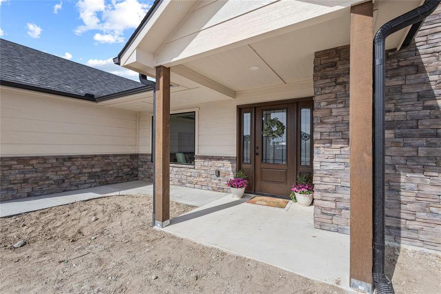 Exterior details and patio area of a home in , Brookston (Image 28).