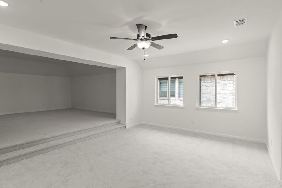 Spacious, unfurnished interior of a new home in Sutton Fields, Celina (Image 20).