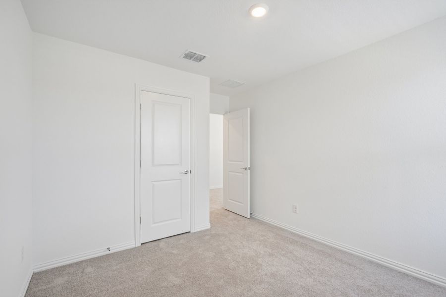 Spacious, unfurnished interior of a new home in River Ridge, Crandall (Image 33). Spacious, unfurnished interior of a new home in River Ridge, Crandall (Image 33).