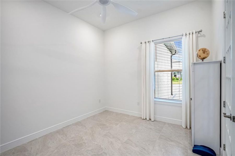 Spacious, unfurnished interior of a new home in , Ocala (Image 22).