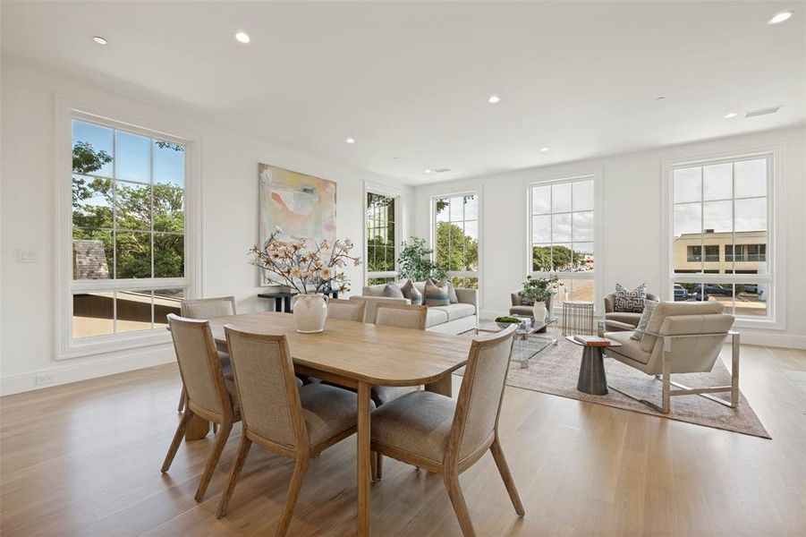The open floor plan, complemented by abundant windows, creates a bright and airy space perfect for both everyday living and entertaining. The open floor plan, complemented by abundant windows, creates a bright and airy space perfect for both everyday living and entertaining.