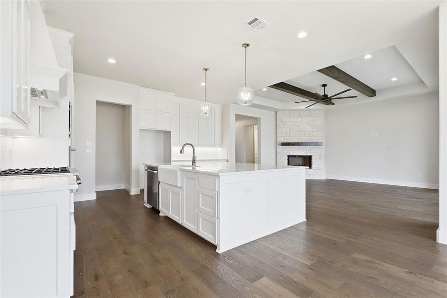 Furnished interior view inside a new home in Aledo Heights - Aledo ISD, Aledo (Image 7).