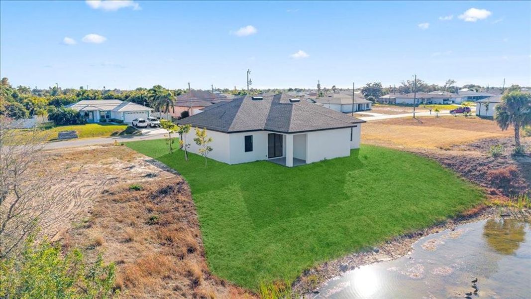 Exterior details and patio area of a home in , Cape Coral (Image 3).