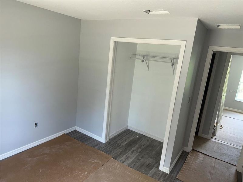 Spacious, unfurnished interior of a new home in , Ocala (Image 19).