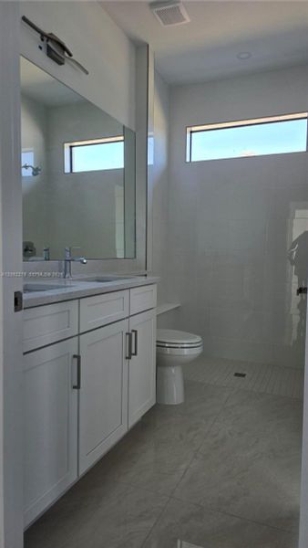 3rd FULL Bath SHOWER 3rd FULL Bath SHOWER