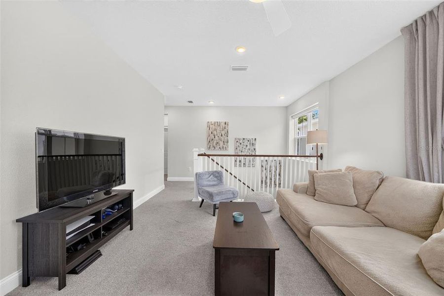 Furnished interior view inside a new home in , Orlando (Image 15).
