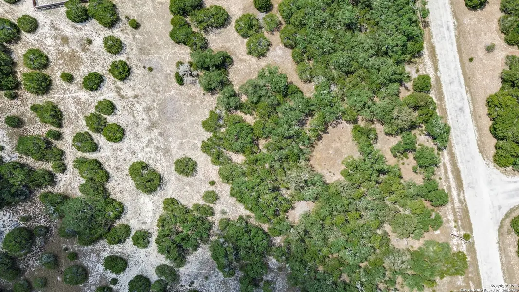 Image 10 of a home in .