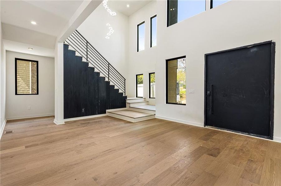 Spacious, unfurnished interior of a new home in , Atlanta (Image 12). Spacious, unfurnished interior of a new home in , Atlanta (Image 12).