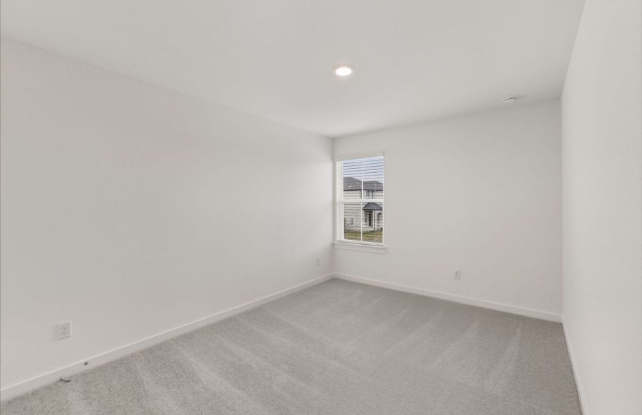 Spacious, unfurnished interior of a new home in Crosswinds, Kyle (Image 37).