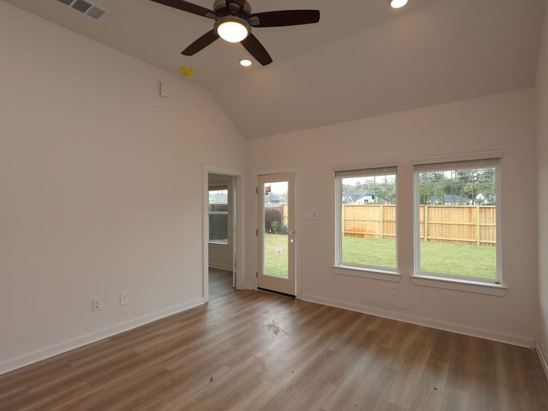 Spacious, unfurnished interior of a new home in Magnolia Ridge, Magnolia (Image 16).