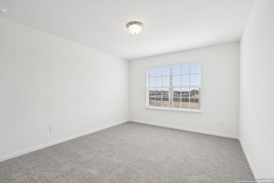 Spacious, unfurnished interior of a new home in Carmel Ranch, Schertz (Image 51).