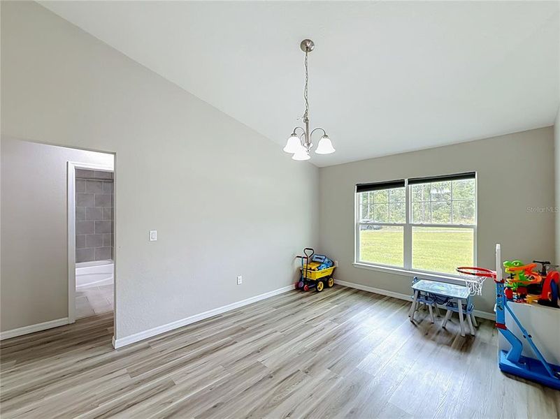 Spacious, unfurnished interior of a new home in , Dunnellon (Image 22).