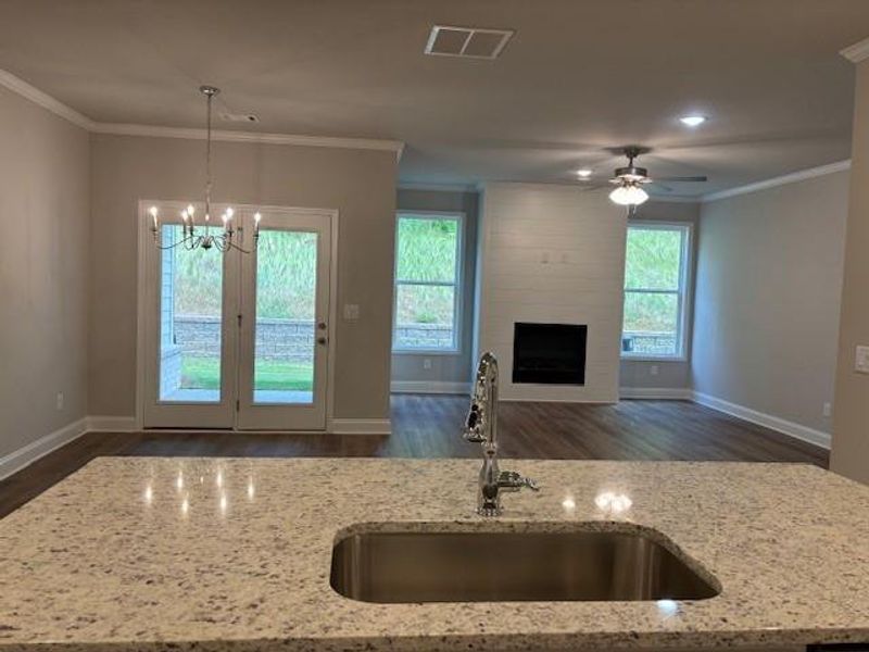 Spacious, unfurnished interior of a new home in Riversong, Duluth (Image 13).