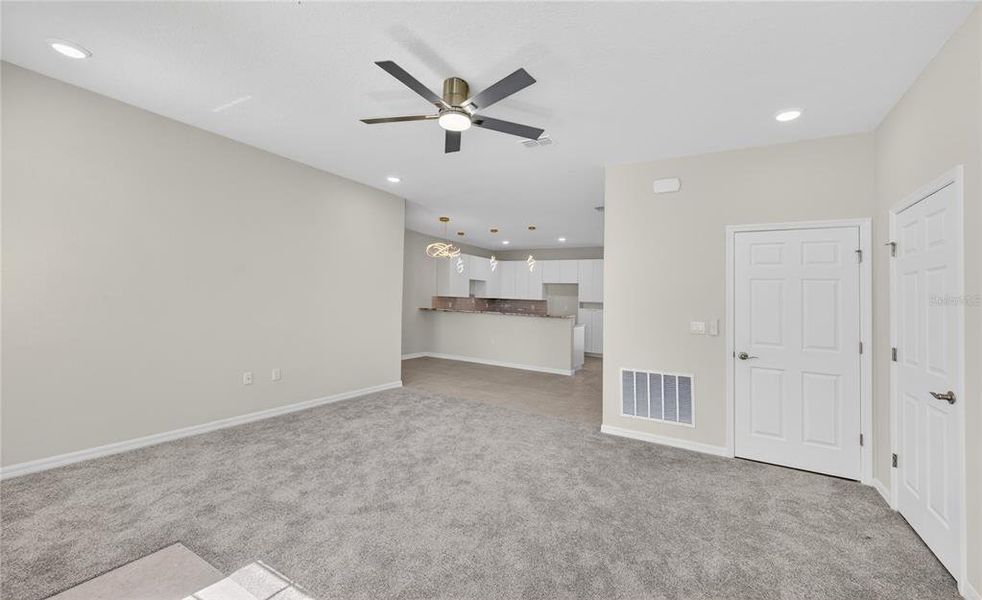 Spacious, unfurnished interior of a new home in , Davenport (Image 39).