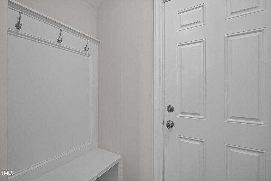 26-web-or-mls-IMG_0703 26-web-or-mls-IMG_0703