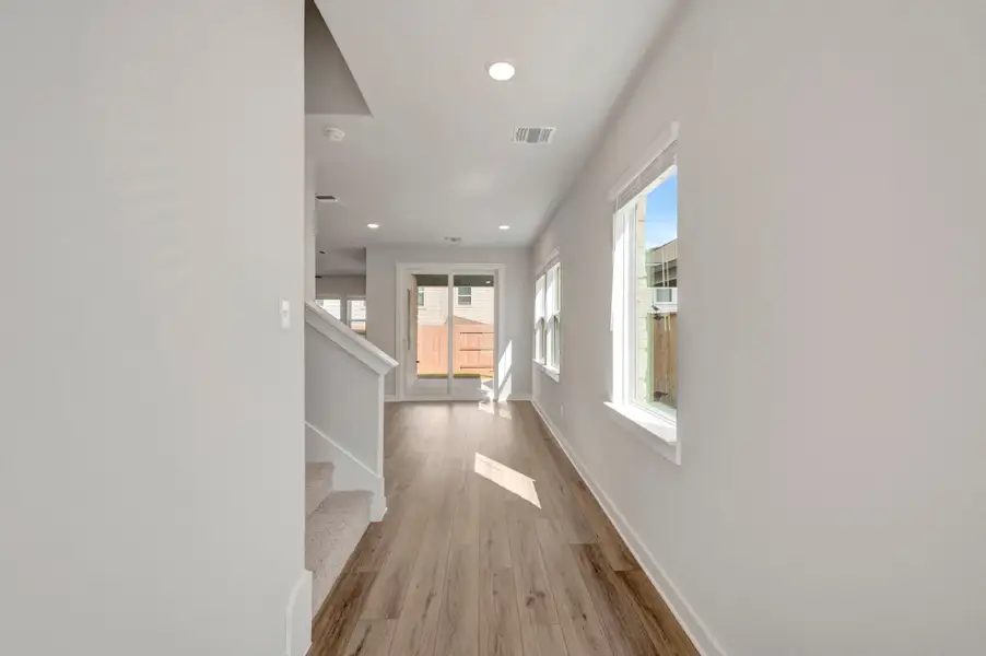 Spacious, unfurnished interior of a new home in Park Central, Georgetown (Image 20). Spacious, unfurnished interior of a new home in Park Central, Georgetown (Image 20).
