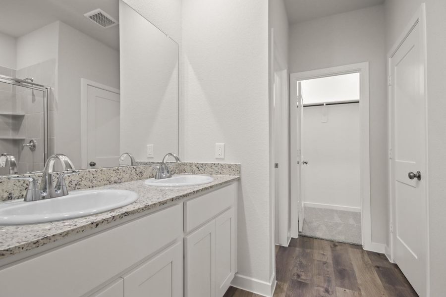 Furnished interior view inside a new home in Crockett Meadows, Cut and Shoot (Image 5).
