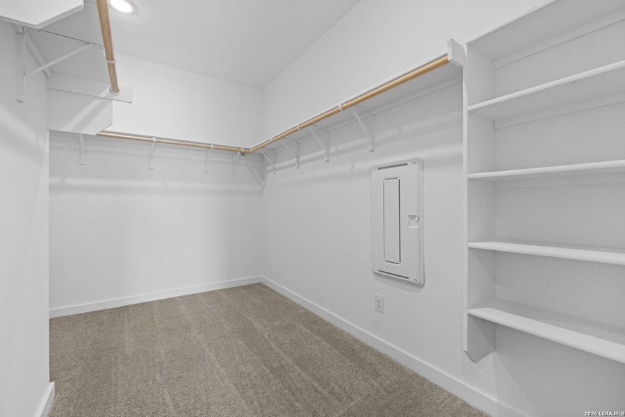 Spacious, unfurnished interior of a new home in Voss Farms, New Braunfels (Image 33). Spacious, unfurnished interior of a new home in Voss Farms, New Braunfels (Image 33).