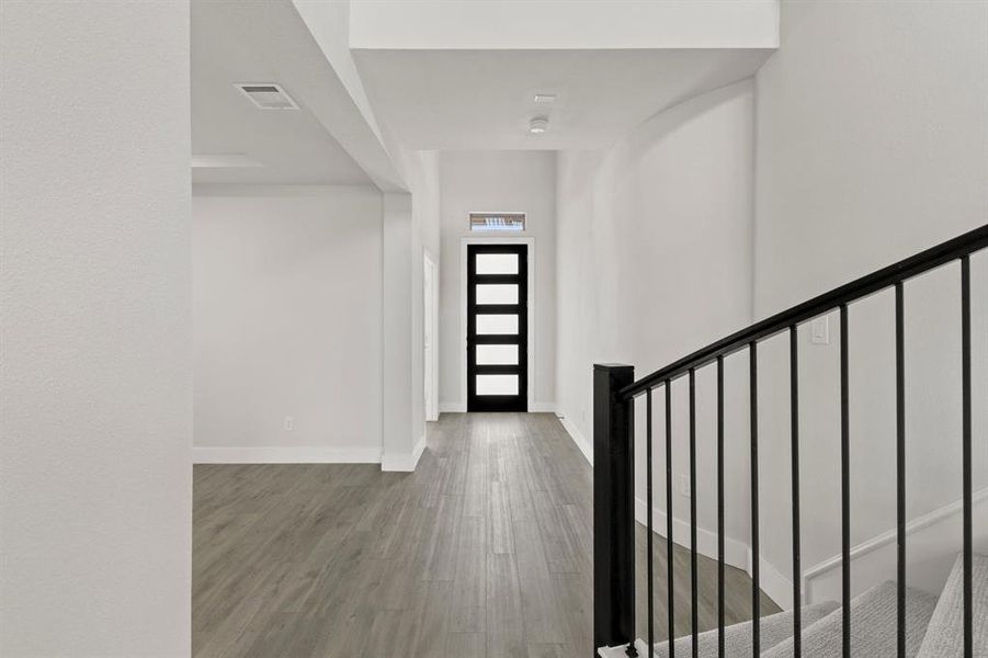 Spacious, unfurnished interior of a new home in Brookfield, Melissa (Image 20).