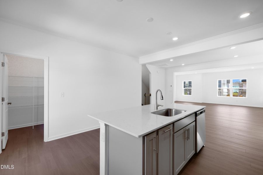 SUN_Stoneriver_Pic_Bradley_Kitchen_4of7