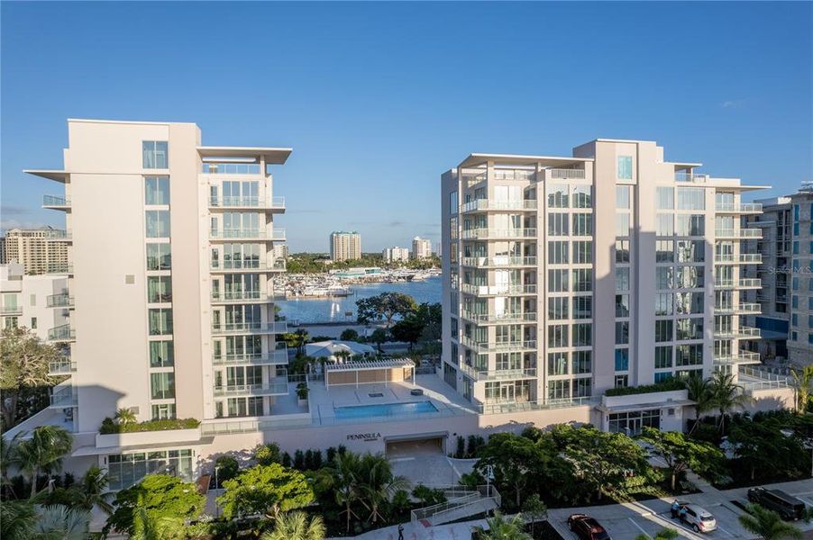 Condo located in Sarasota, FL showcasing its design and architecture (Image 2). Condo located in Sarasota, FL showcasing its design and architecture (Image 2).
