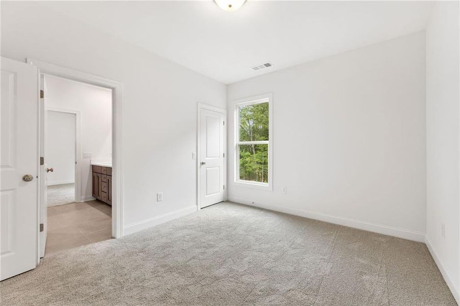 Spacious, unfurnished interior of a new home in Ashbury Commons, Powder Springs (Image 36).