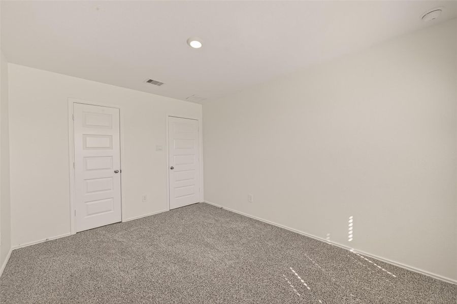 Spacious, unfurnished interior of a new home in Windstone on the Prairie, Richmond (Image 42).