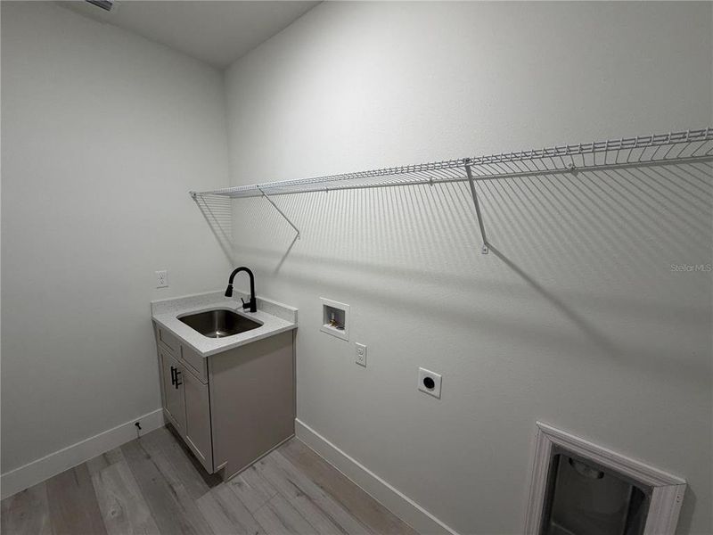 Image 27 of a home in .