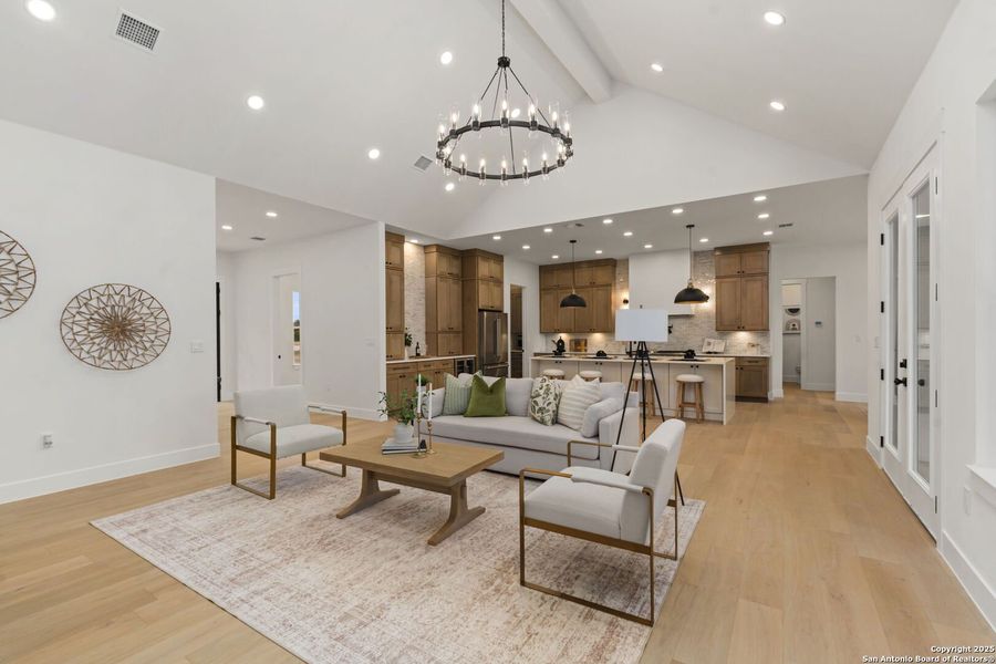 Furnished interior view inside a new home in , Bandera (Image 28).