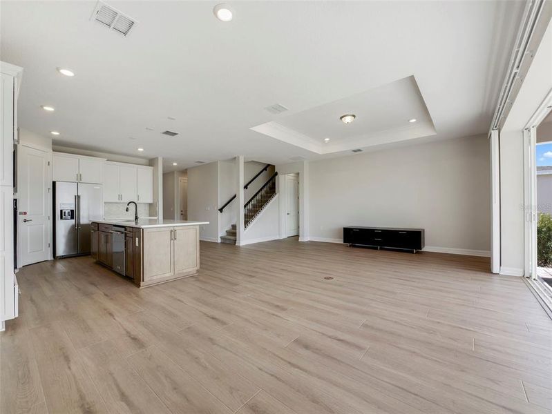 Spacious, unfurnished interior of a new home in Willow Ridge, Montverde (Image 43).