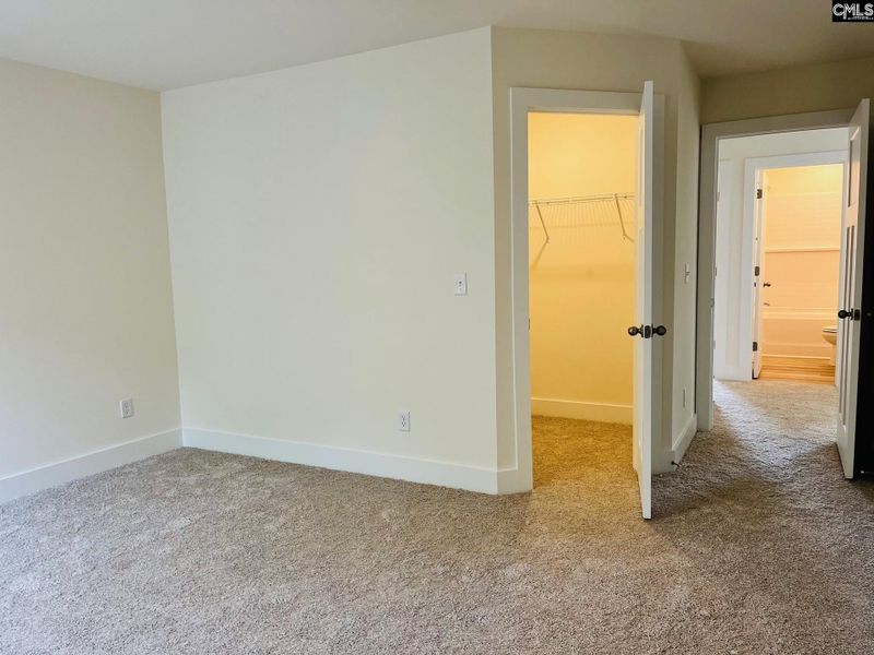 Spacious, unfurnished interior of a new home in Blythewood Farms, Blythewood (Image 24).