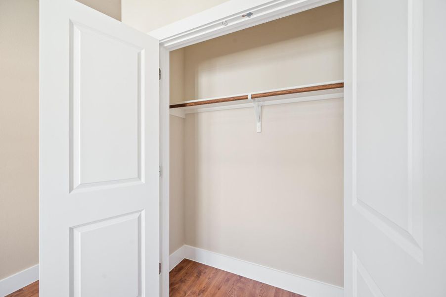 Spacious, unfurnished interior of a new home in Metro Village, Houston (Image 27).