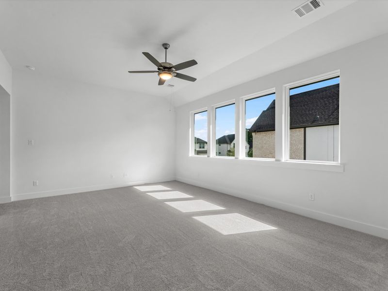 Spacious, unfurnished interior of a new home in Clopton Farms, Montgomery (Image 20).
