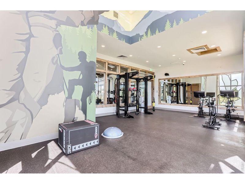 Community amenities in Mountain Brook, Longmont (Image 26).