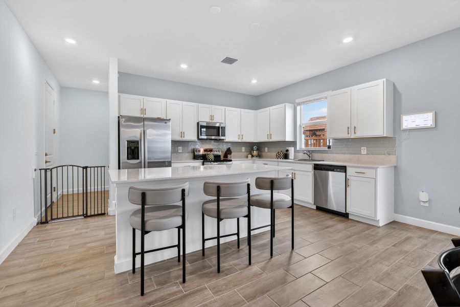 12-web-or-mls-3A5A8445