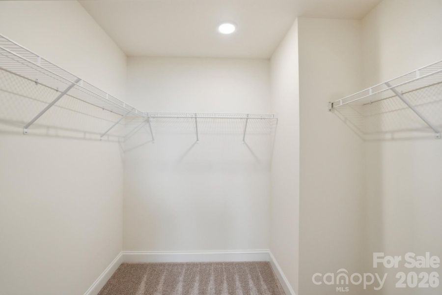 Walk in Closet
