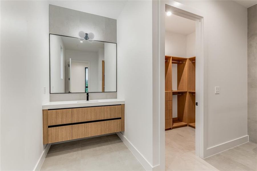 Furnished interior view inside a new home in , Heath (Image 13).