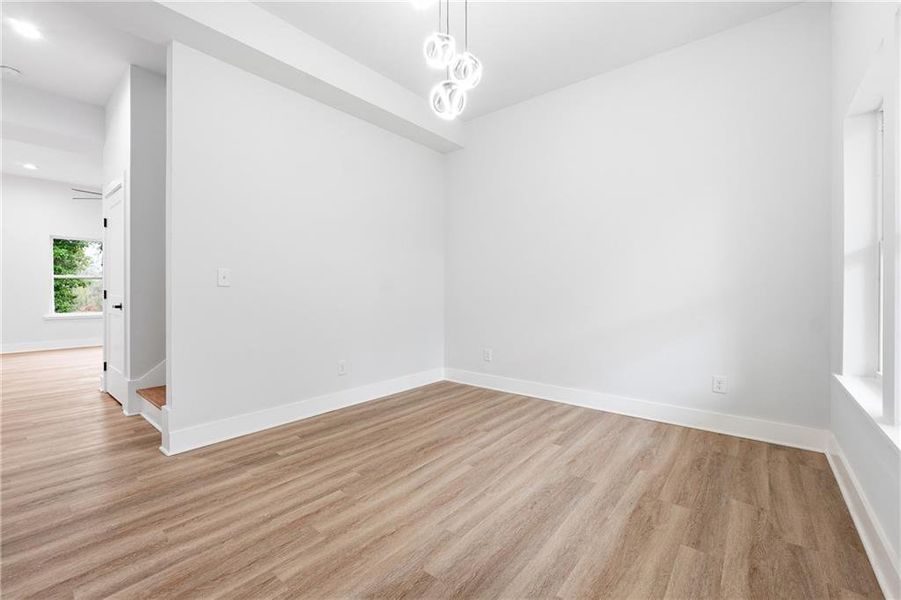Spacious, unfurnished interior of a new home in , Atlanta (Image 26).