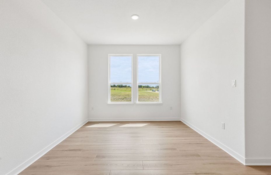 Spacious, unfurnished interior of a new home in Kuempel Farms, Pflugerville (Image 25). Spacious, unfurnished interior of a new home in Kuempel Farms, Pflugerville (Image 25).