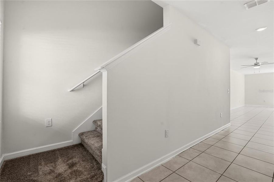 Spacious, unfurnished interior of a new home in Cascades, Davenport (Image 26).