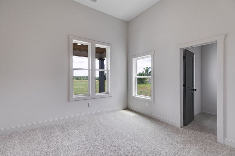 Spacious, unfurnished interior of a new home in The Meadows at Lake Circle, Buchanan (Image 39).