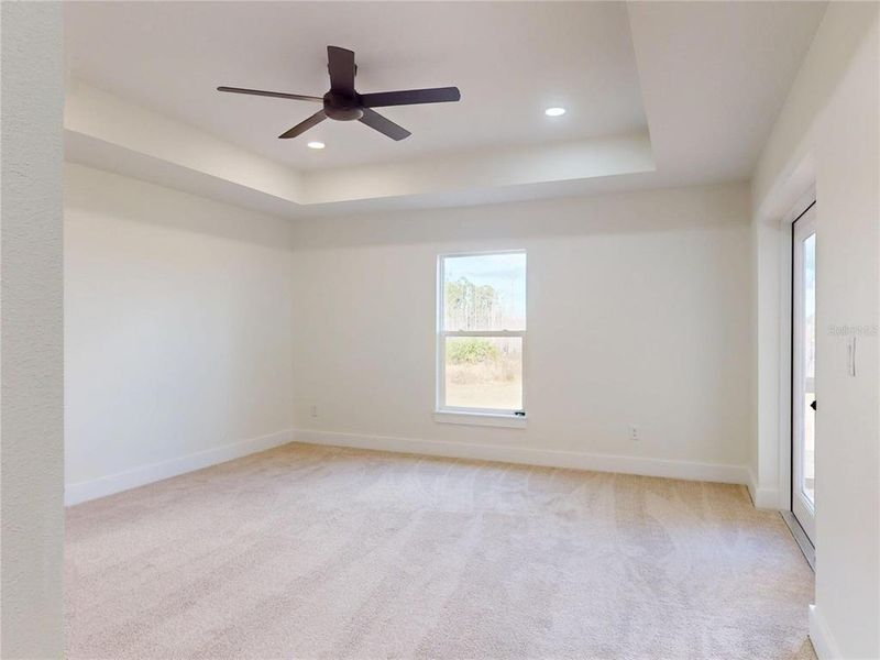 Spacious, unfurnished interior of a new home in , Deltona (Image 36).
