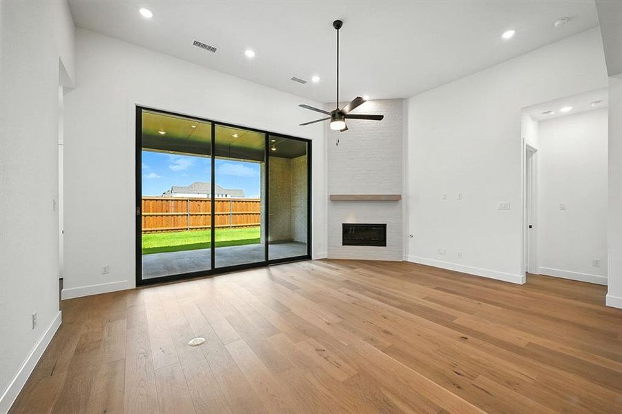 Spacious, unfurnished interior of a new home in Mosaic, Celina (Image 17).