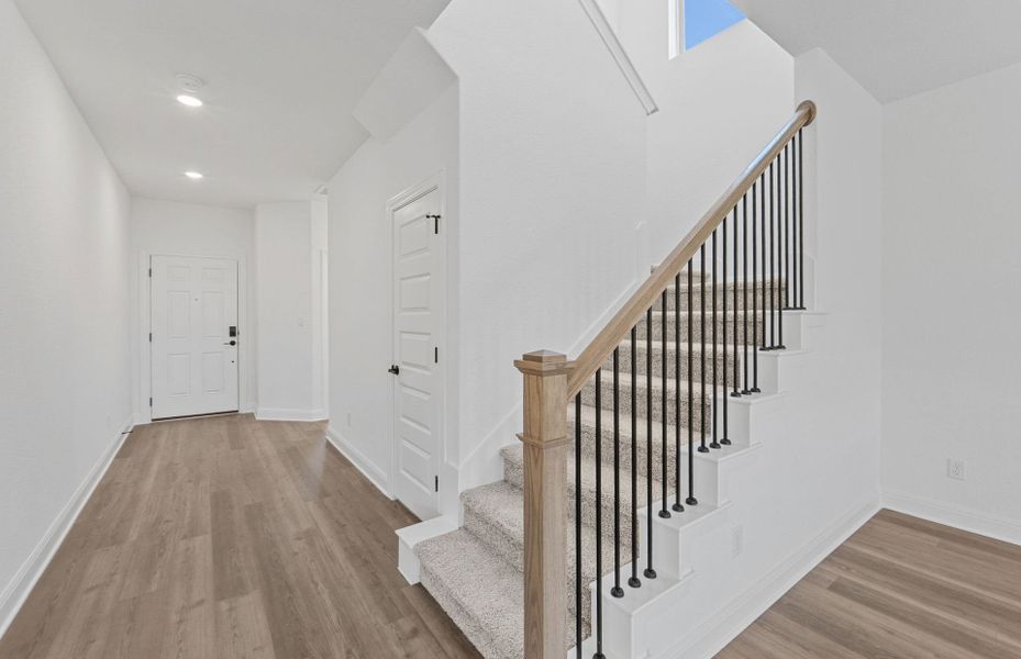 Spacious, unfurnished interior of a new home in Santa Rita Ranch, Liberty Hill (Image 50). Spacious, unfurnished interior of a new home in Santa Rita Ranch, Liberty Hill (Image 50).