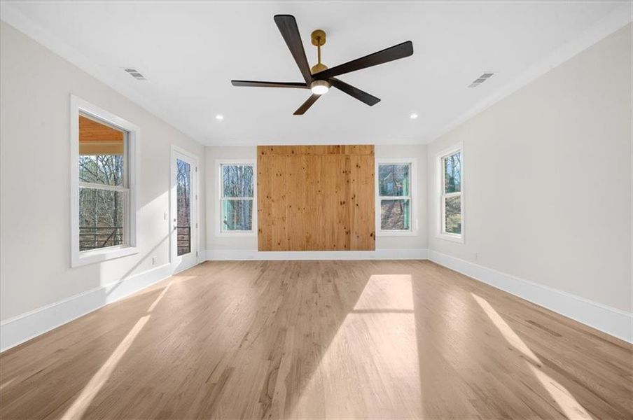 Spacious, unfurnished interior of a new home in , Gainesville (Image 68).